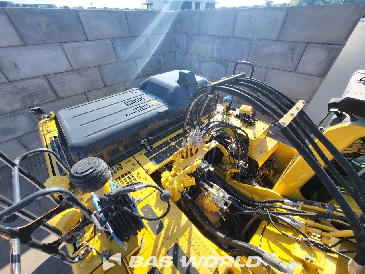 Other : Komatsu PC390 HRD -11 Pelle sur chenilles
