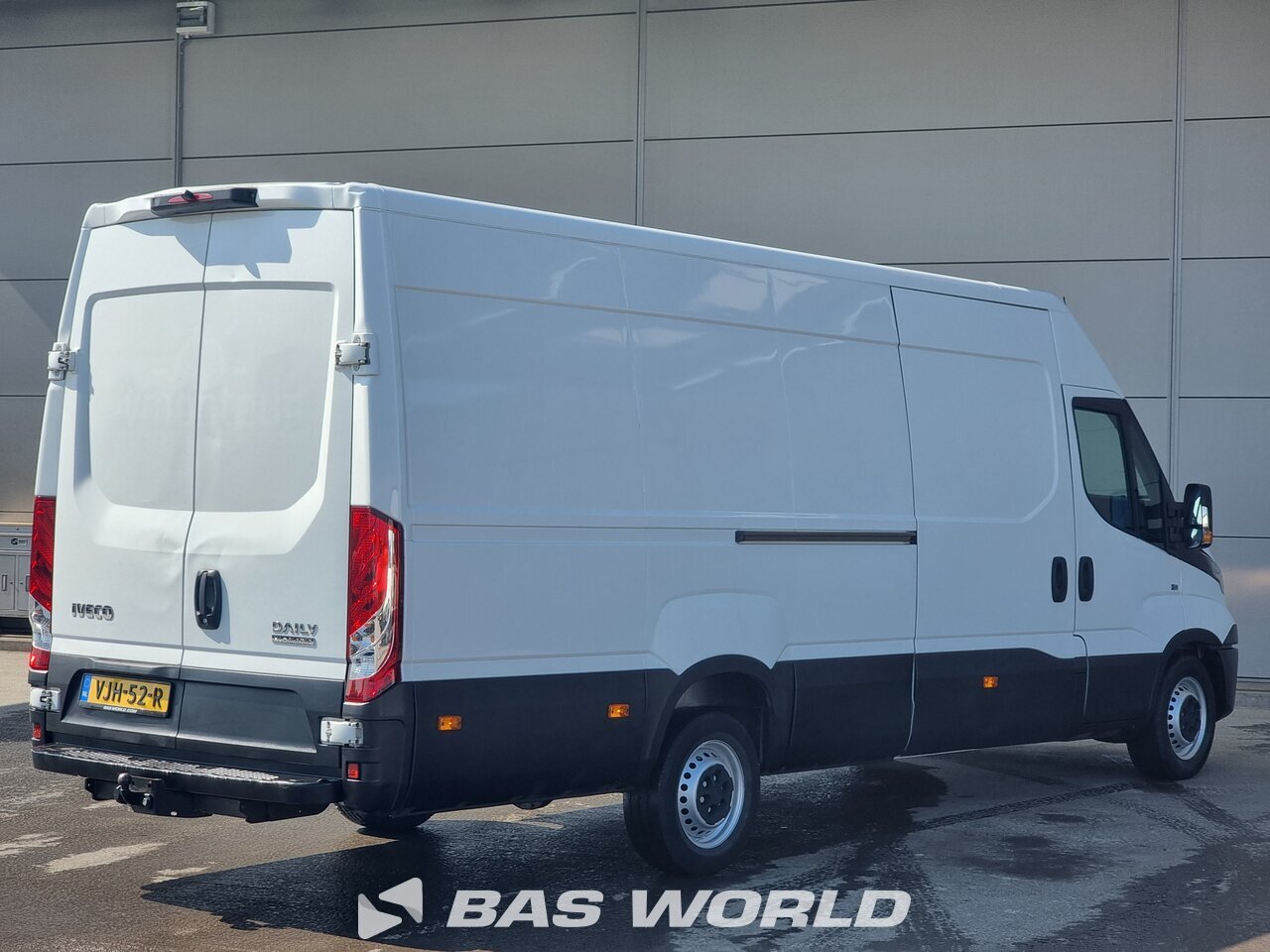 Other : Iveco Daily 35S16 Fourgons utilitaires