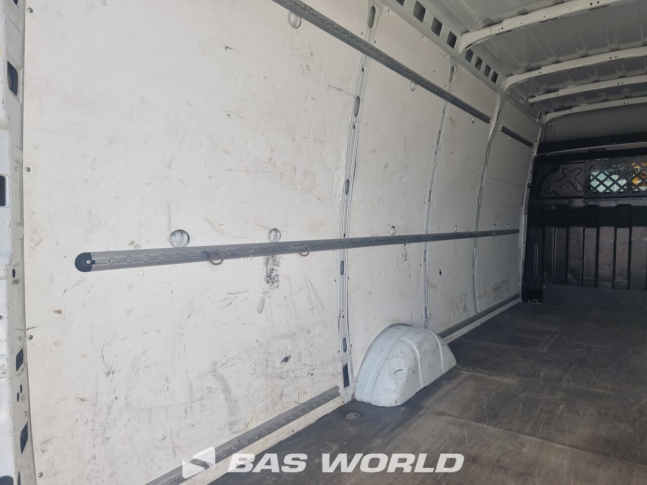 Other : Iveco Daily 35S16 Fourgons utilitaires
