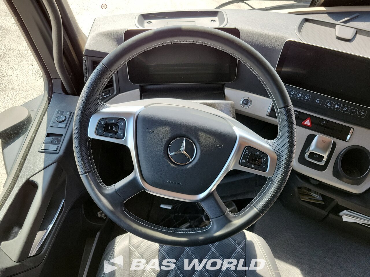 Other : Mercedes Actros 1853 4X4 Tracteur routier