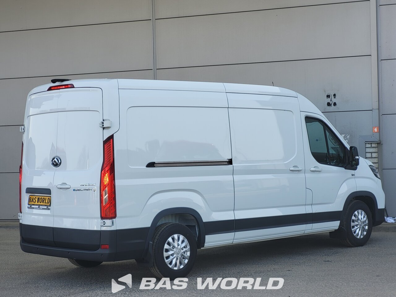 Other : Maxus eDELIVER 9 204pk Fourgons utilitaires