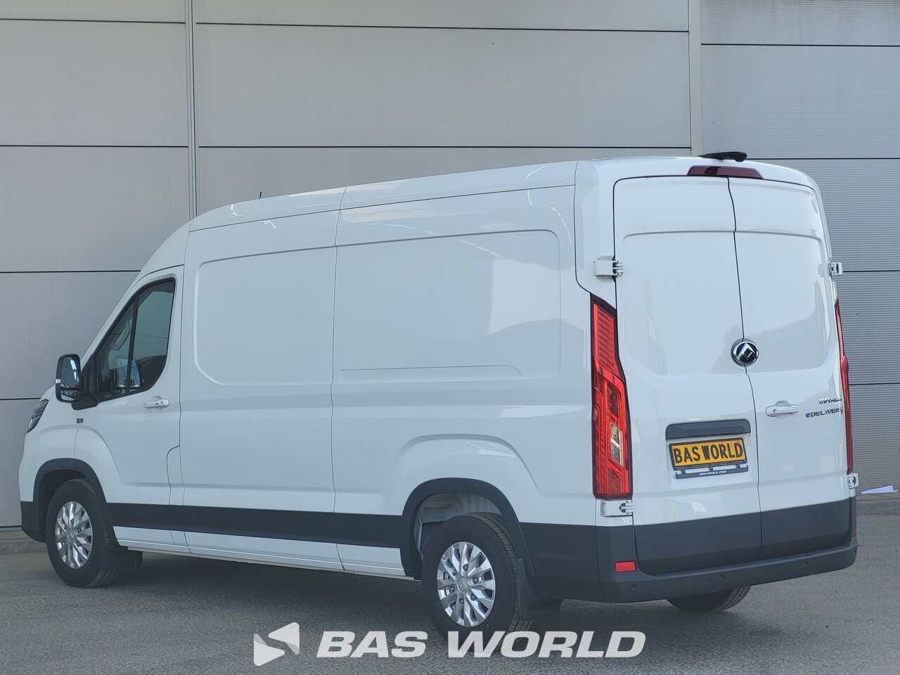 Other : Maxus eDELIVER 9 204pk Fourgons utilitaires