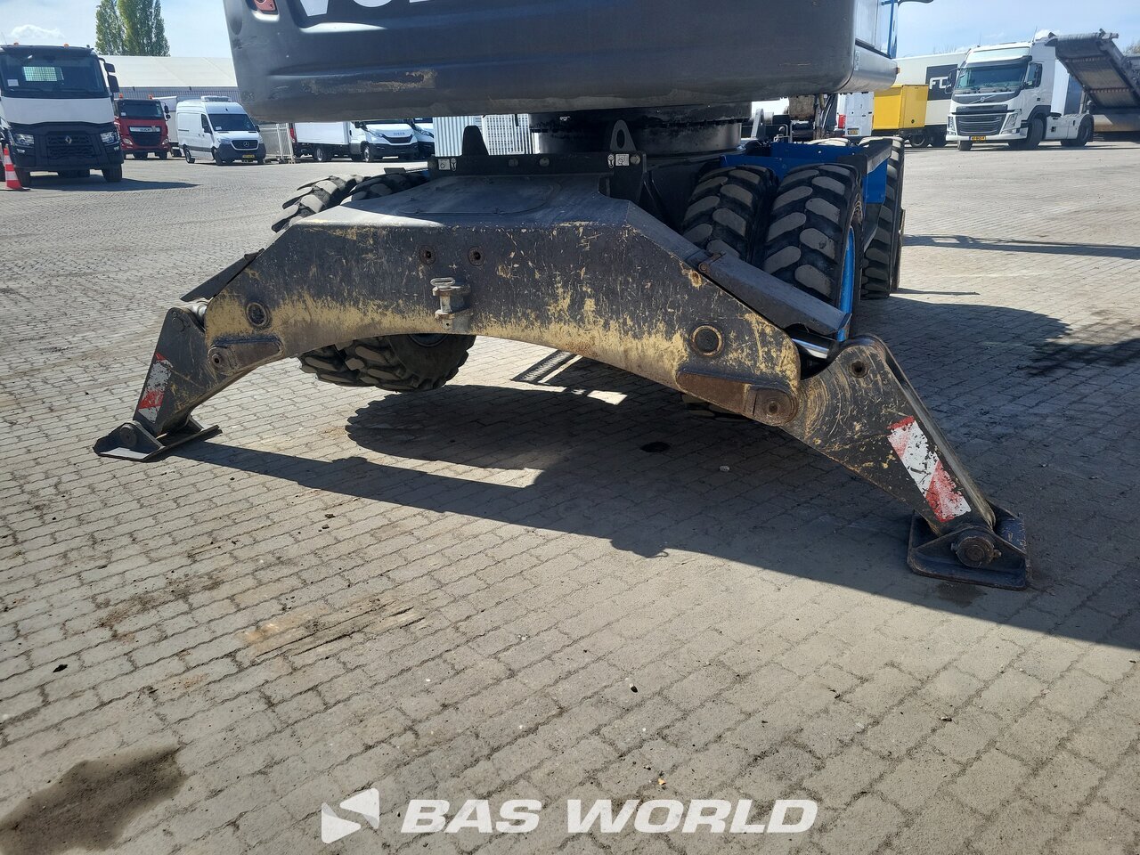 Other : Volvo EW140 D Pelle sur pneus