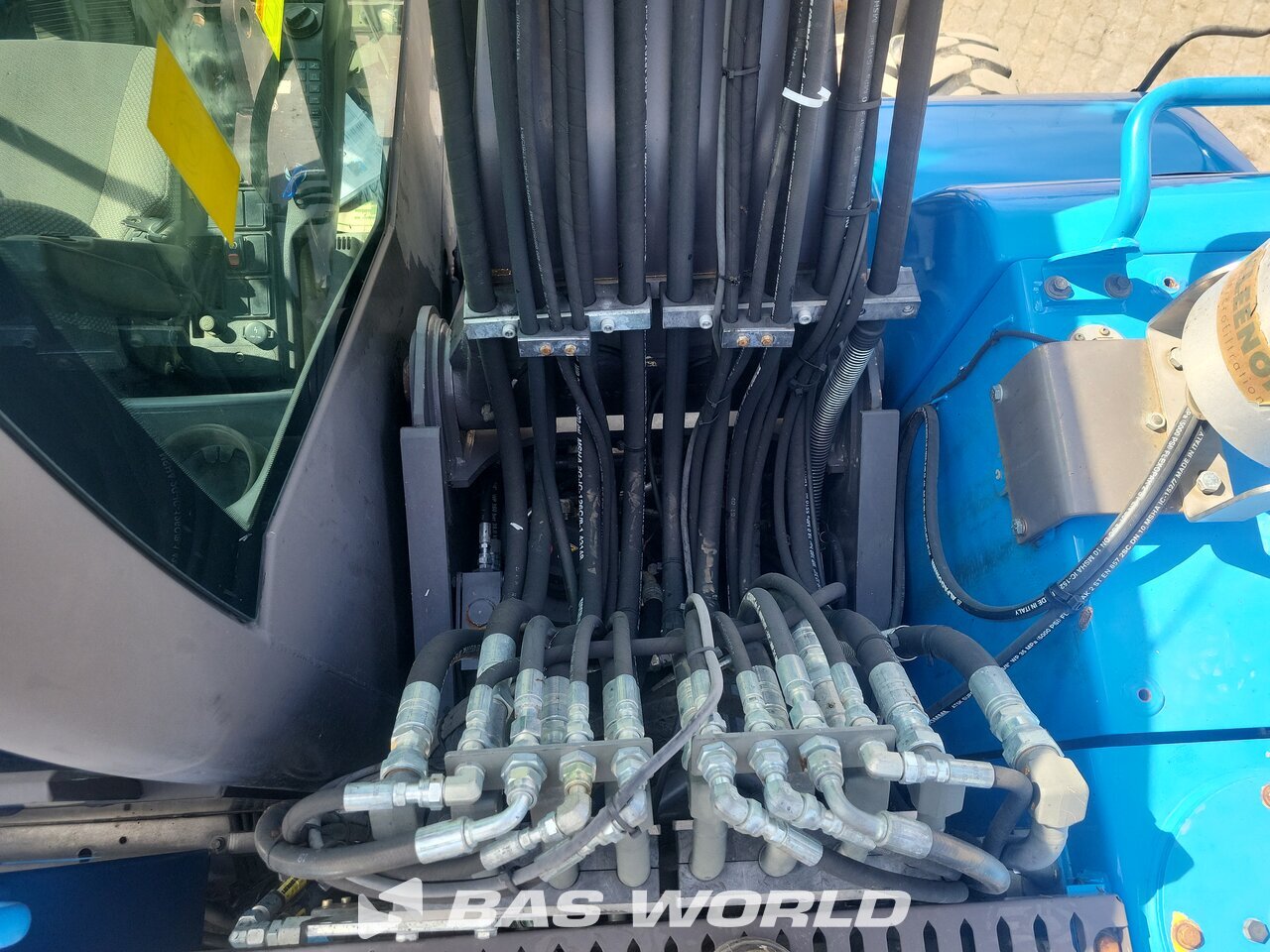 Other : Volvo EW140 D Pelle sur pneus