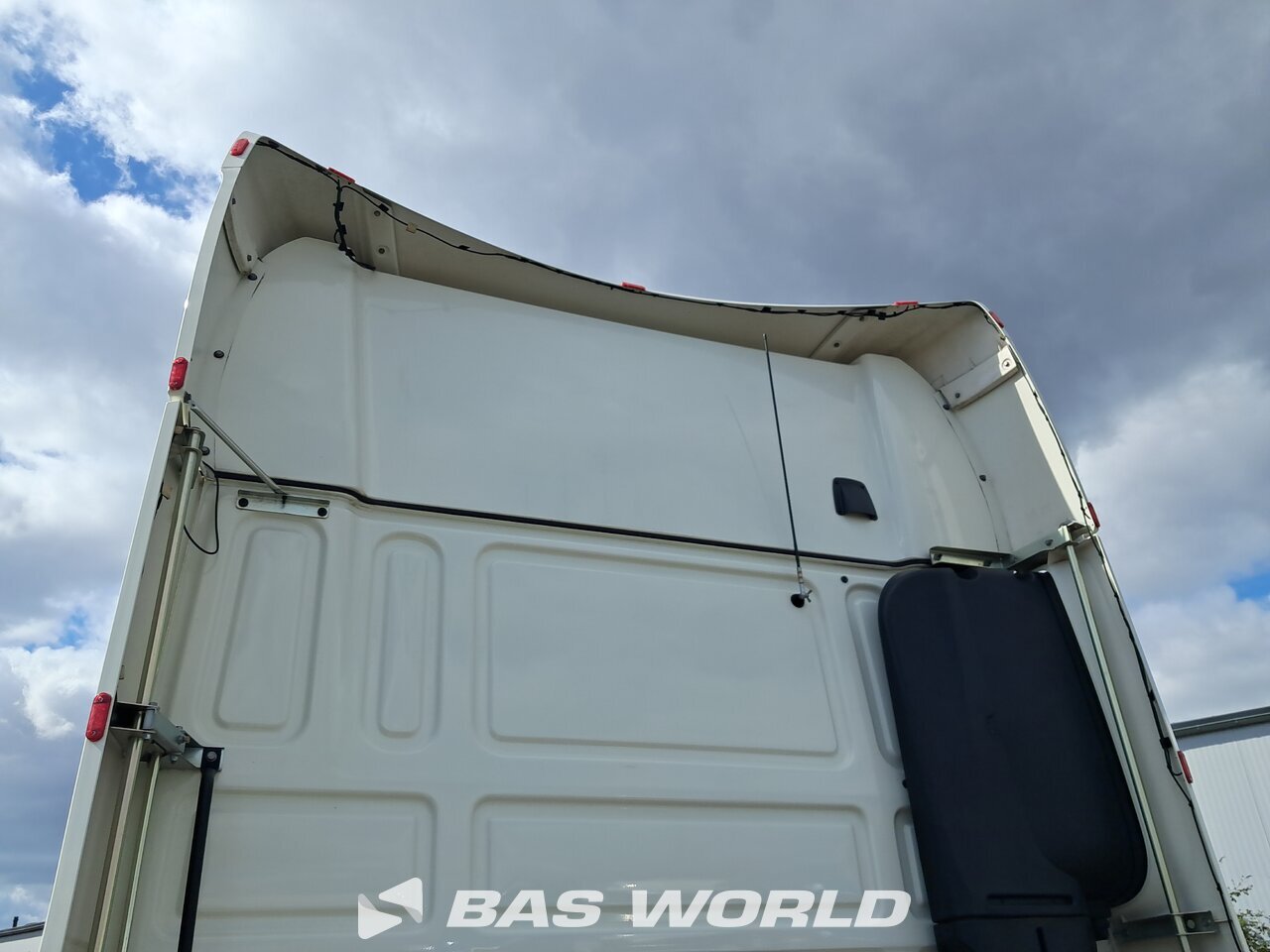 Back of cabin : DAF XF 480 4X2 Tracteur routier