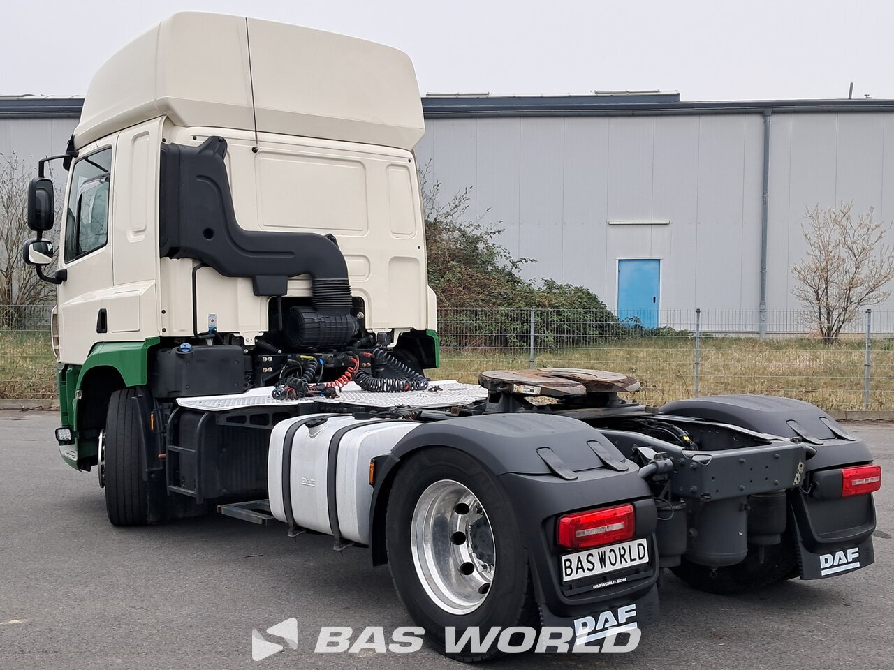 Back left : DAF CF 450 4X2 Tracteur routier
