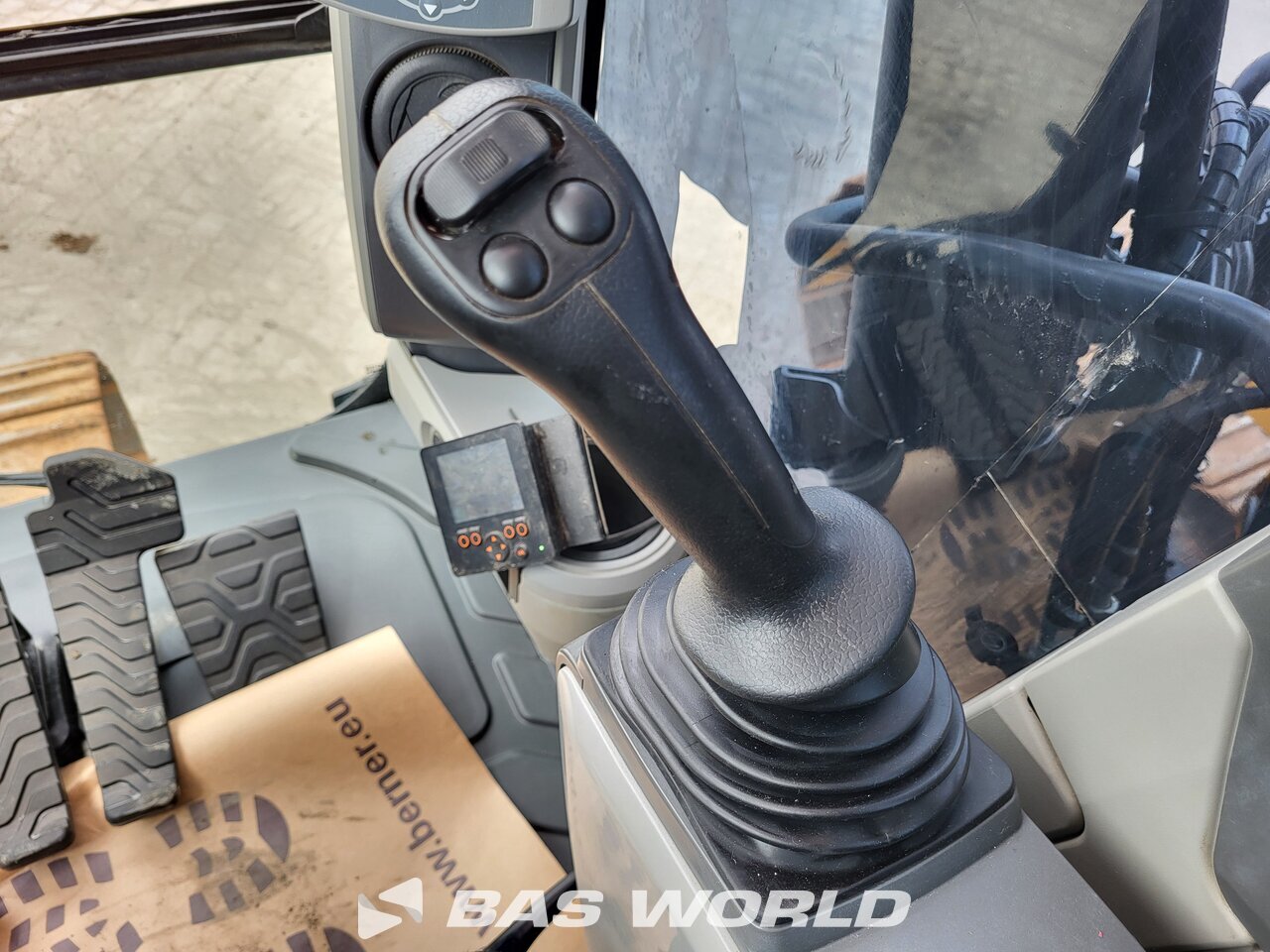 Other : Caterpillar 320 E L Pelle sur chenilles