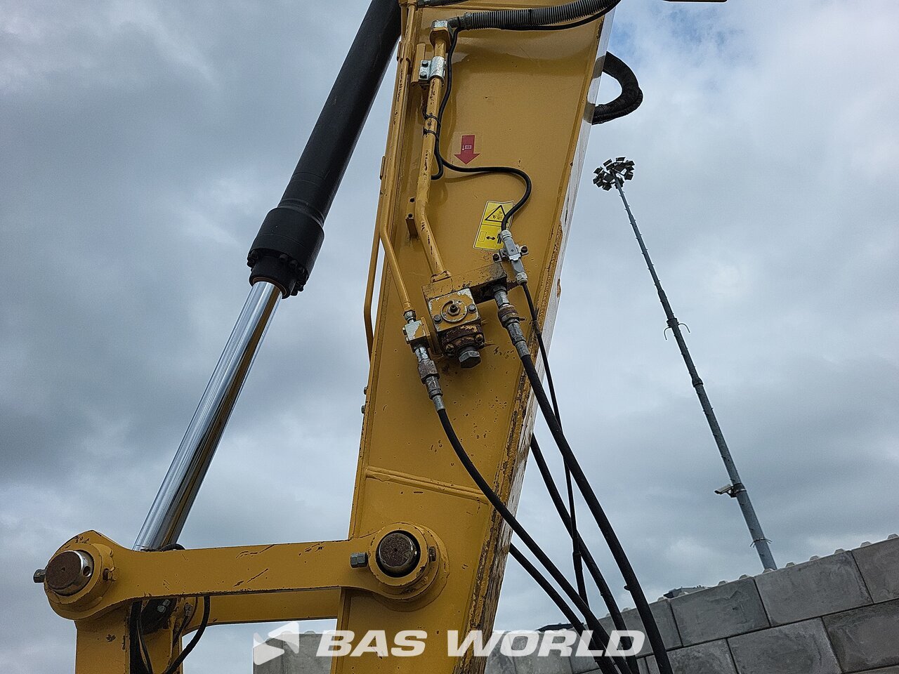 Other : Caterpillar 320 E L Pelle sur chenilles