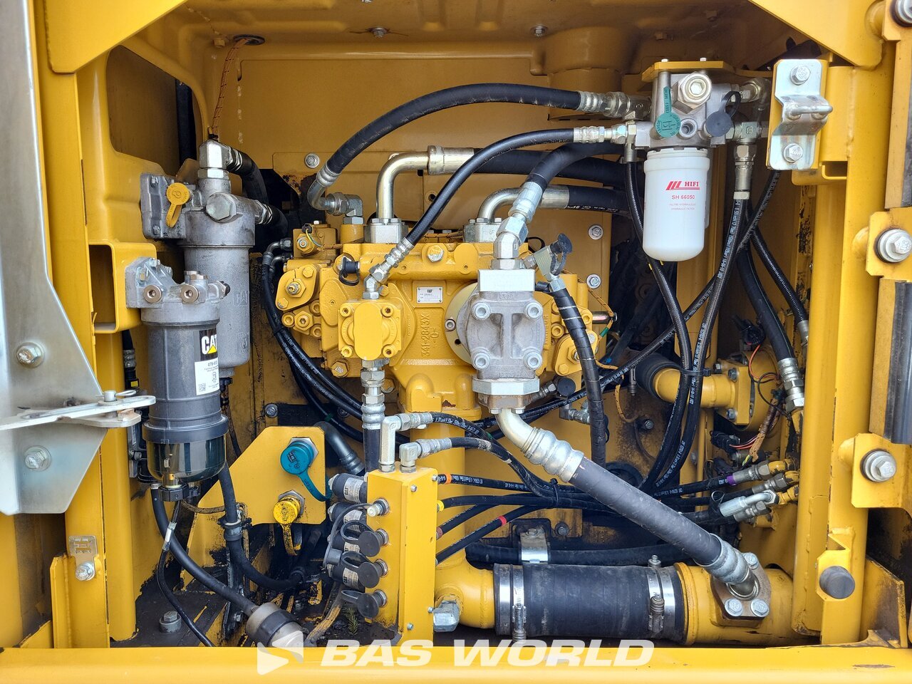 Other : Caterpillar 320 E L Pelle sur chenilles