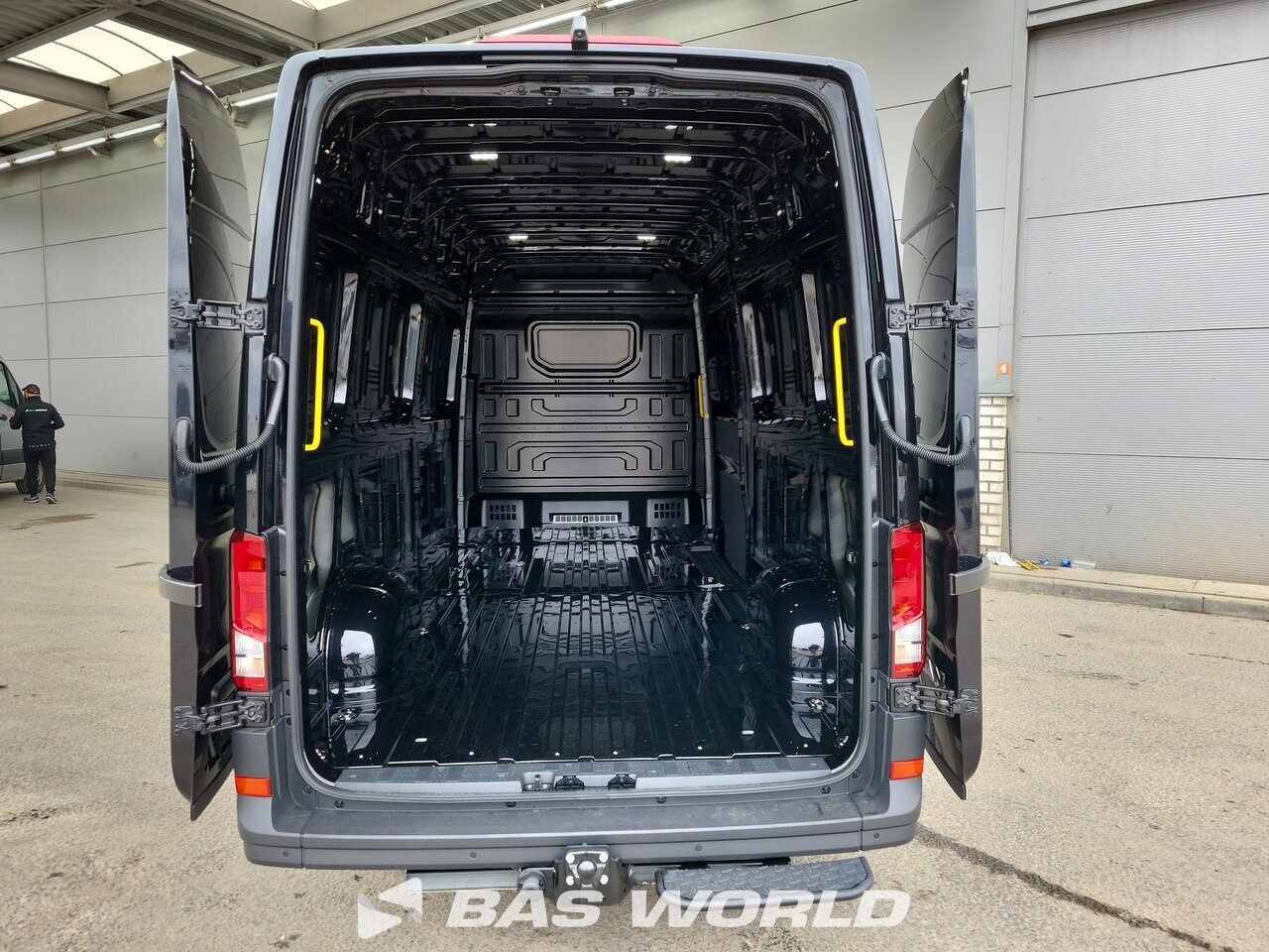 Other : MAN TGE 3.180 Fourgons utilitaires