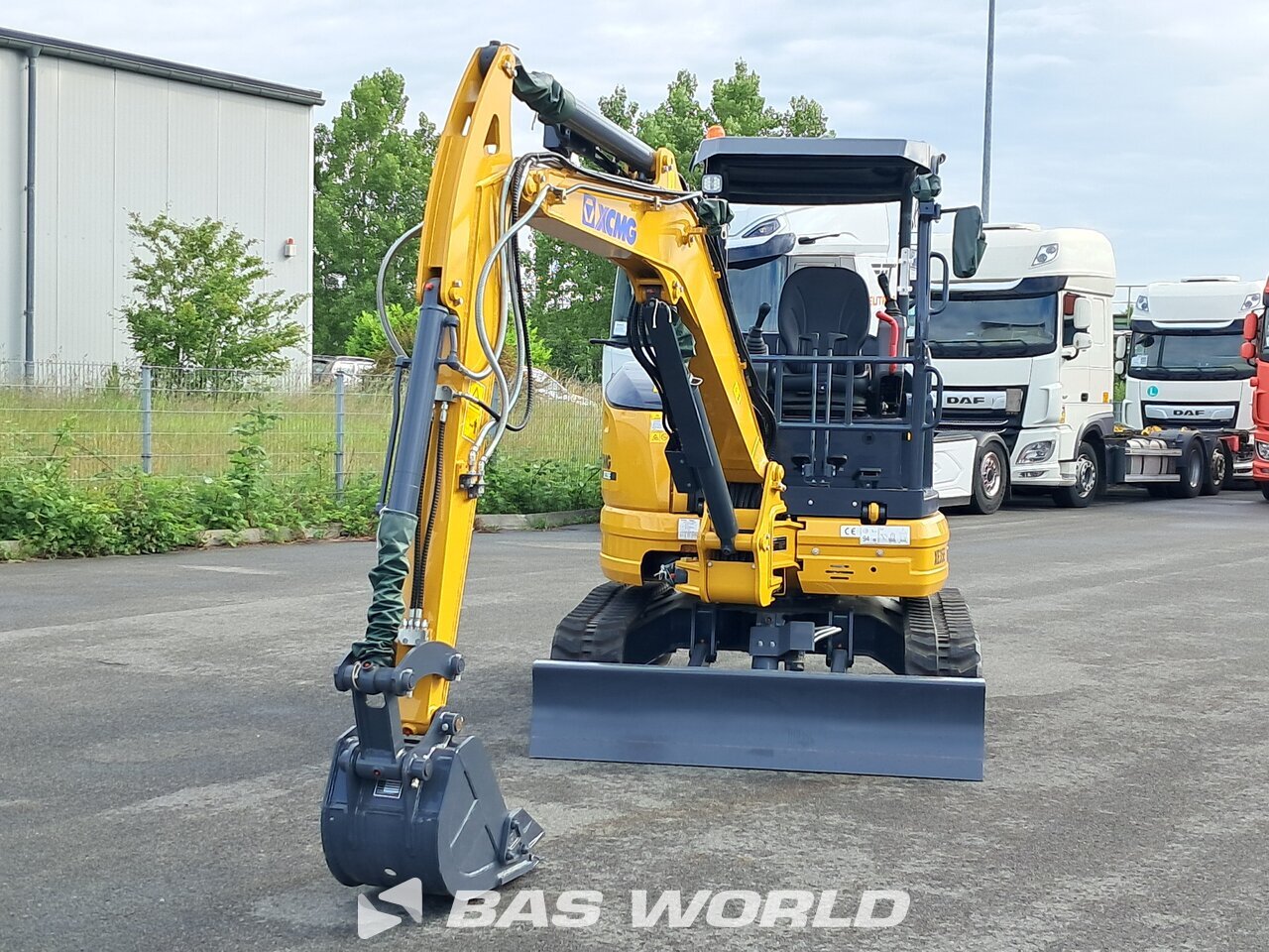 Front : XCMG XE35 E Mini pelle <10t