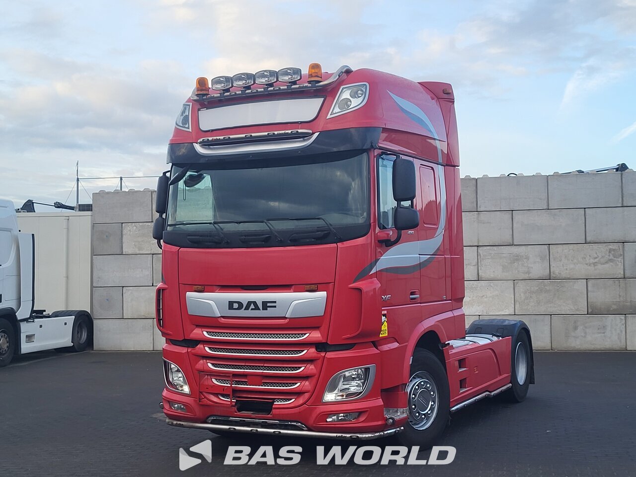 Front left : DAF XF 480 4X2 Tracteur routier
