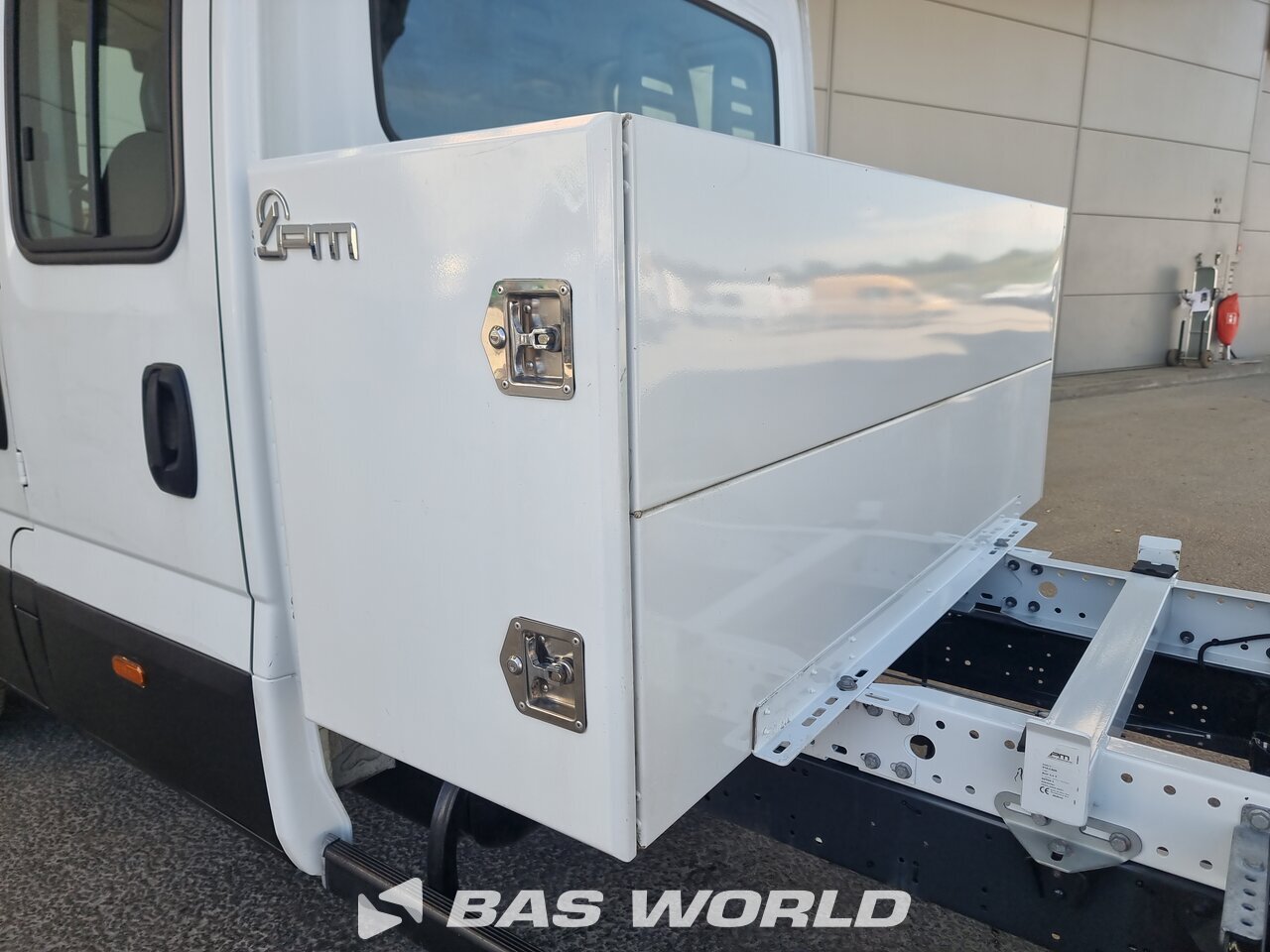 Other : Iveco Daily 35C16 Benne