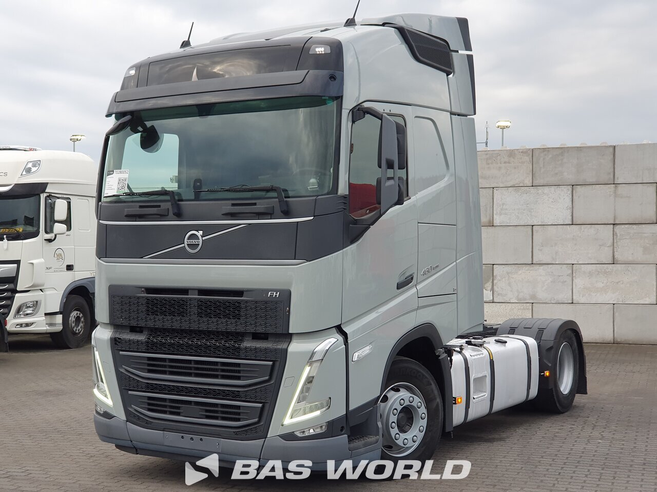 Front left : Volvo FH 460 4X2 Tracteur routier