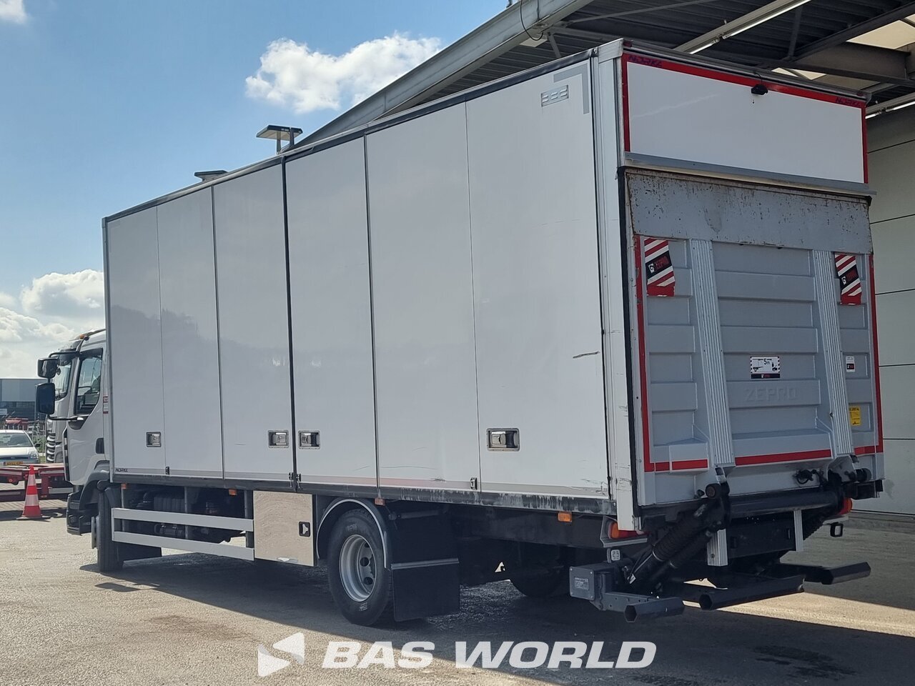 Other : Renault D 250 4X2 NORKA Carrosseries fourgons