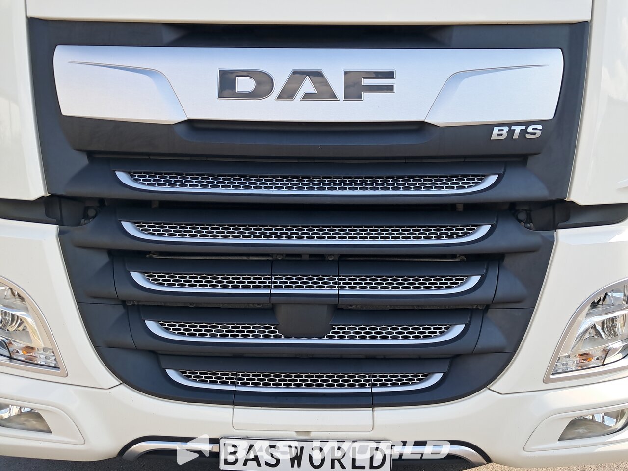 Grille : DAF XF 480 4X2 Tracteur routier