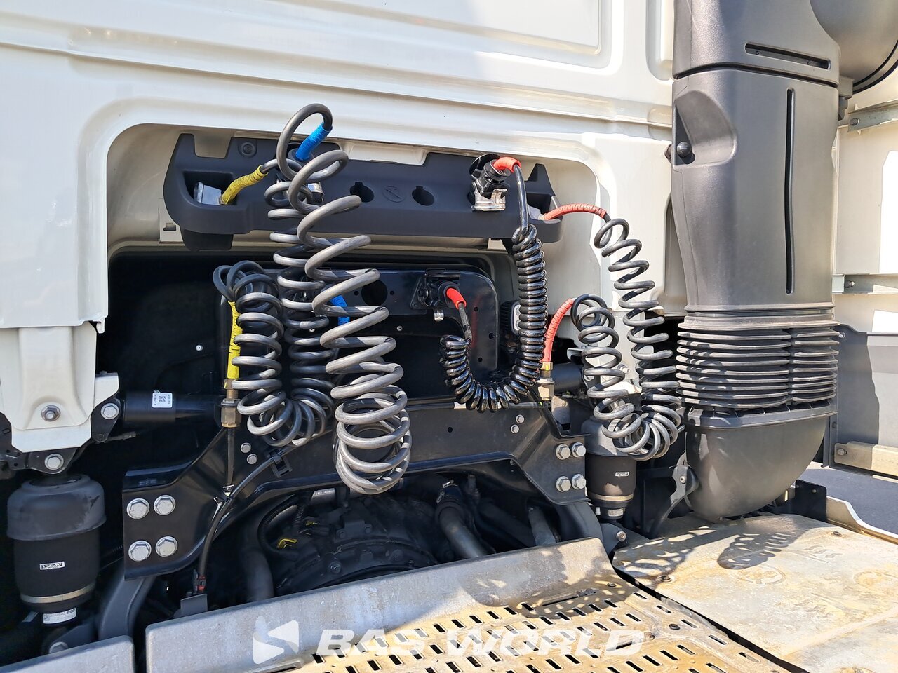 Trailer connections : DAF XF 480 4X2 Tracteur routier