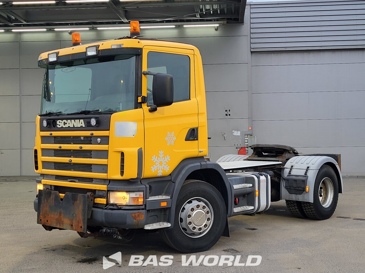 Front left : Scania R400 4X2 Tracteur routier