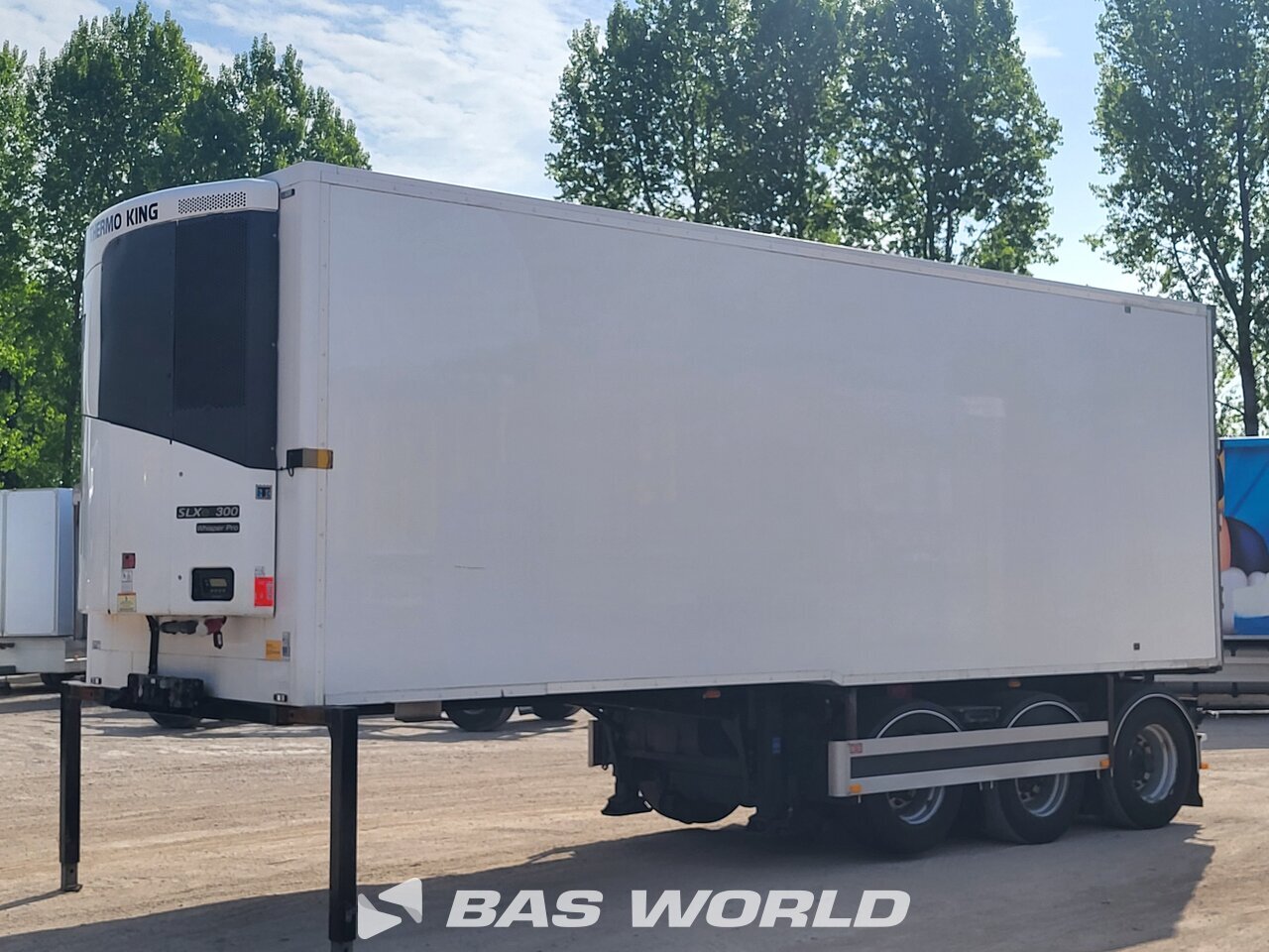 Front left : Pacton Thermo King SLXe 300 Whisper Pro Semi-remorque frigorifique