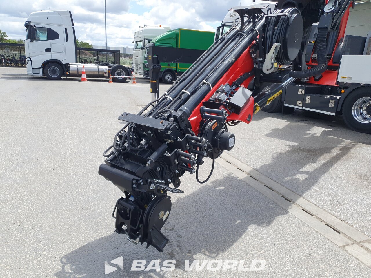 Other : MAN TGS 35.520 8X4 Palfinger Camion plateaux