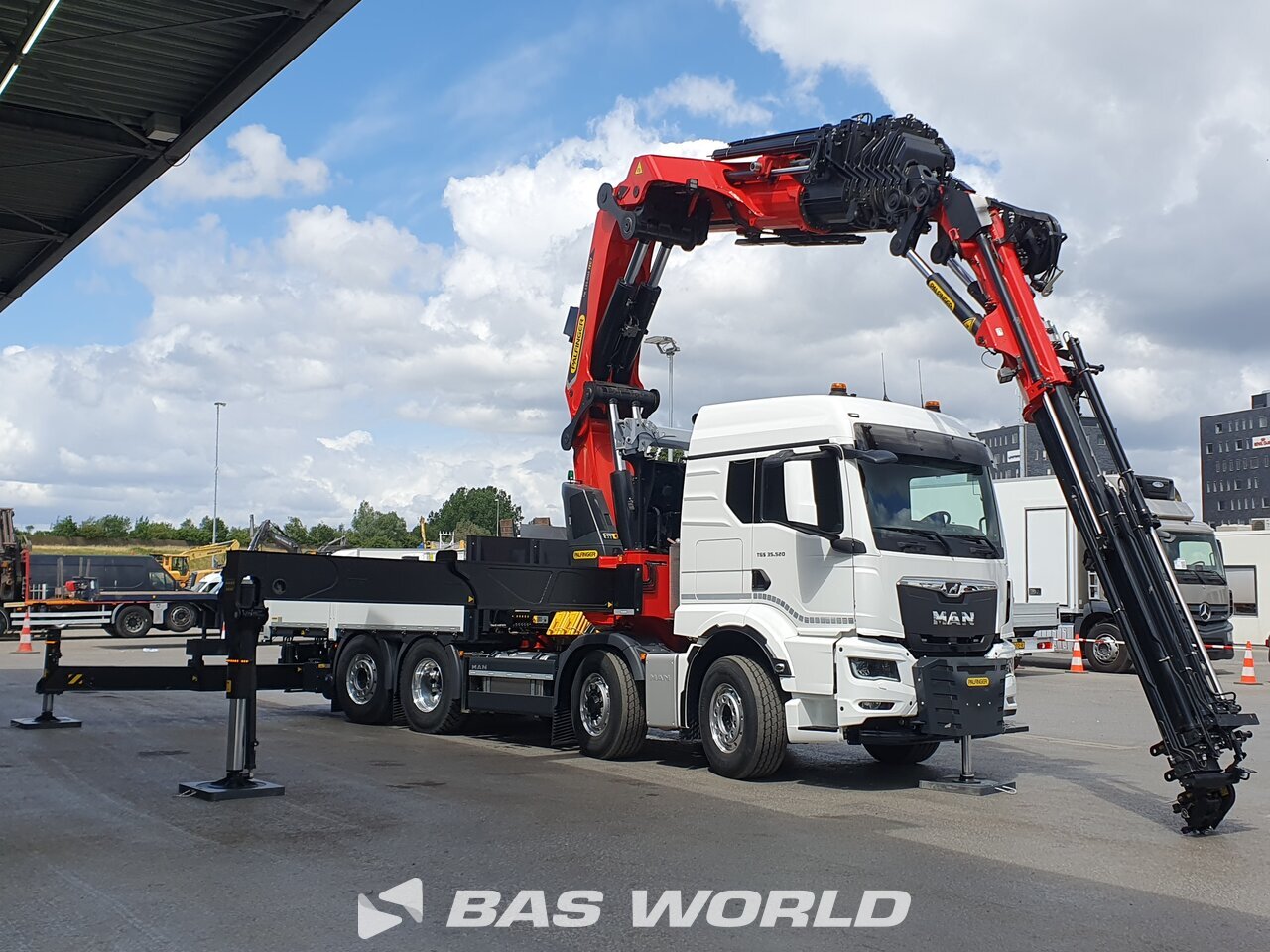 Other : MAN TGS 35.520 8X4 Palfinger Camion plateaux
