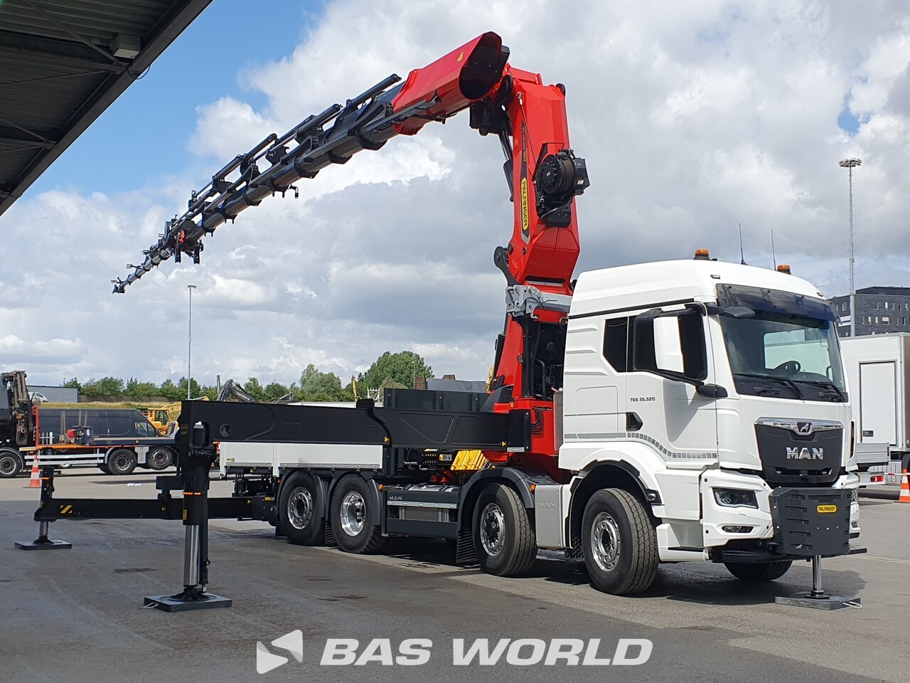 Other : MAN TGS 35.520 8X4 Palfinger Camion plateaux