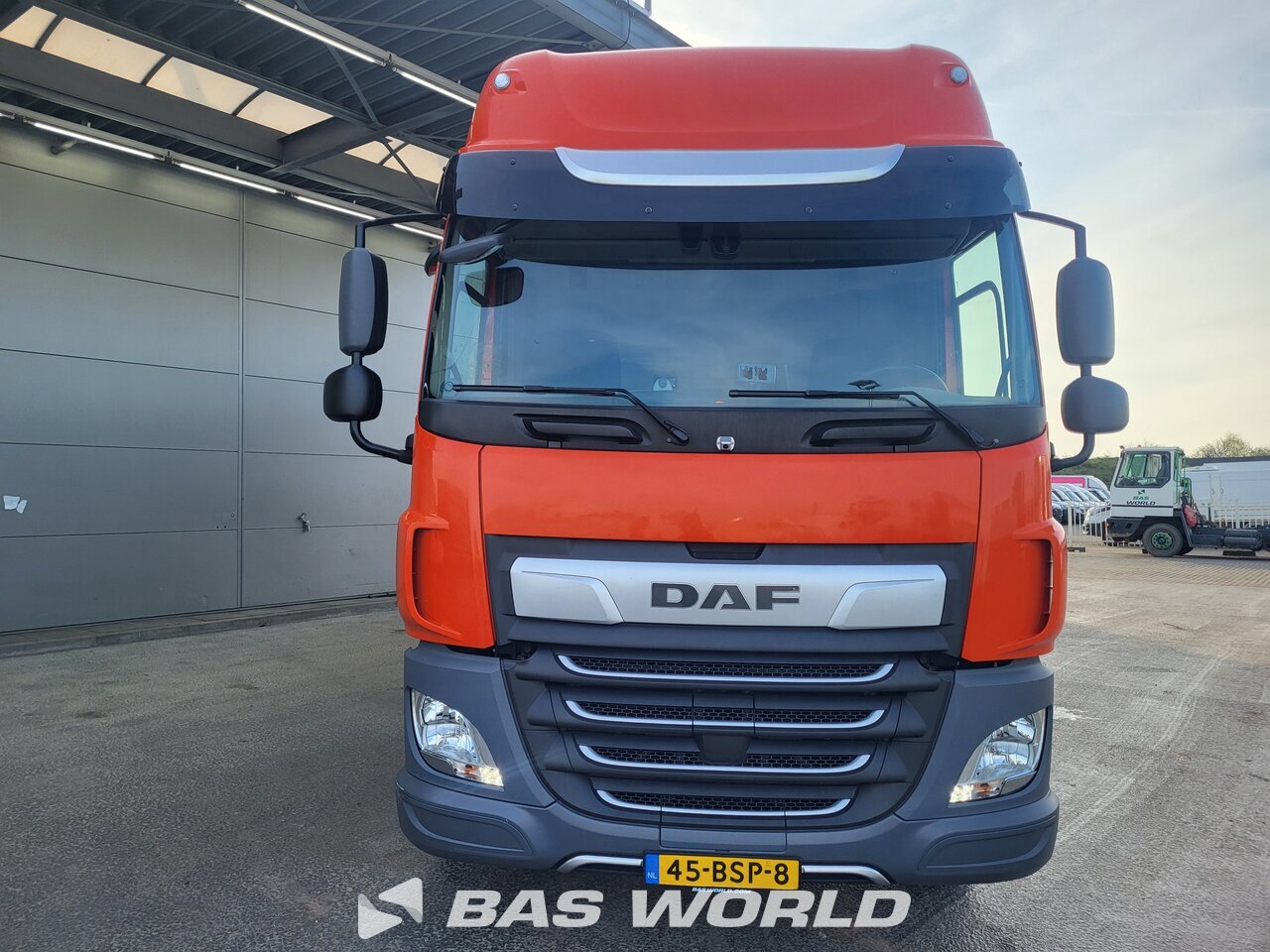 Other : DAF CF 370 4X2 Carrosseries fourgons
