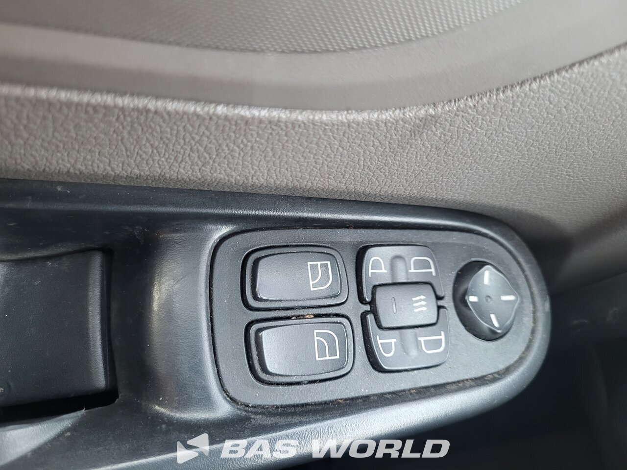 Other : DAF CF 370 4X2 Carrosseries fourgons
