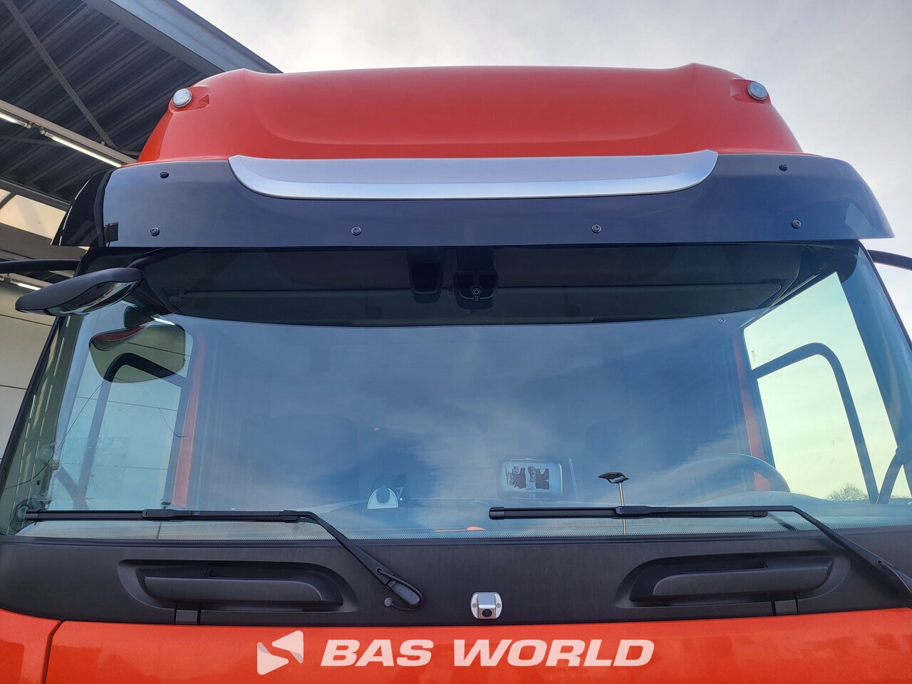 Other : DAF CF 370 4X2 Carrosseries fourgons