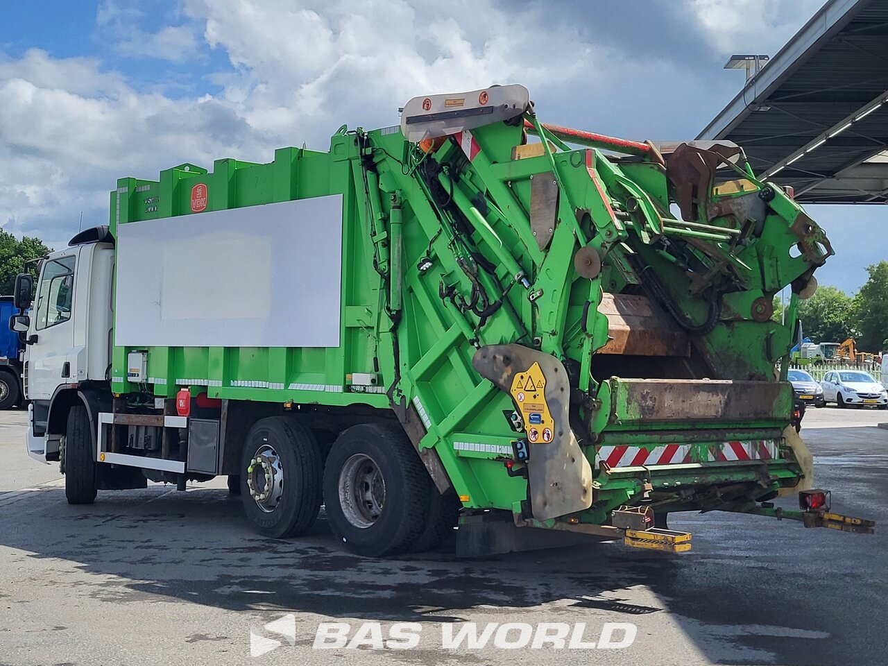 Other : DAF CF75.250 6X2 MOL Pusher 2000 CB09 Maxlift HKE Camion d'ordures