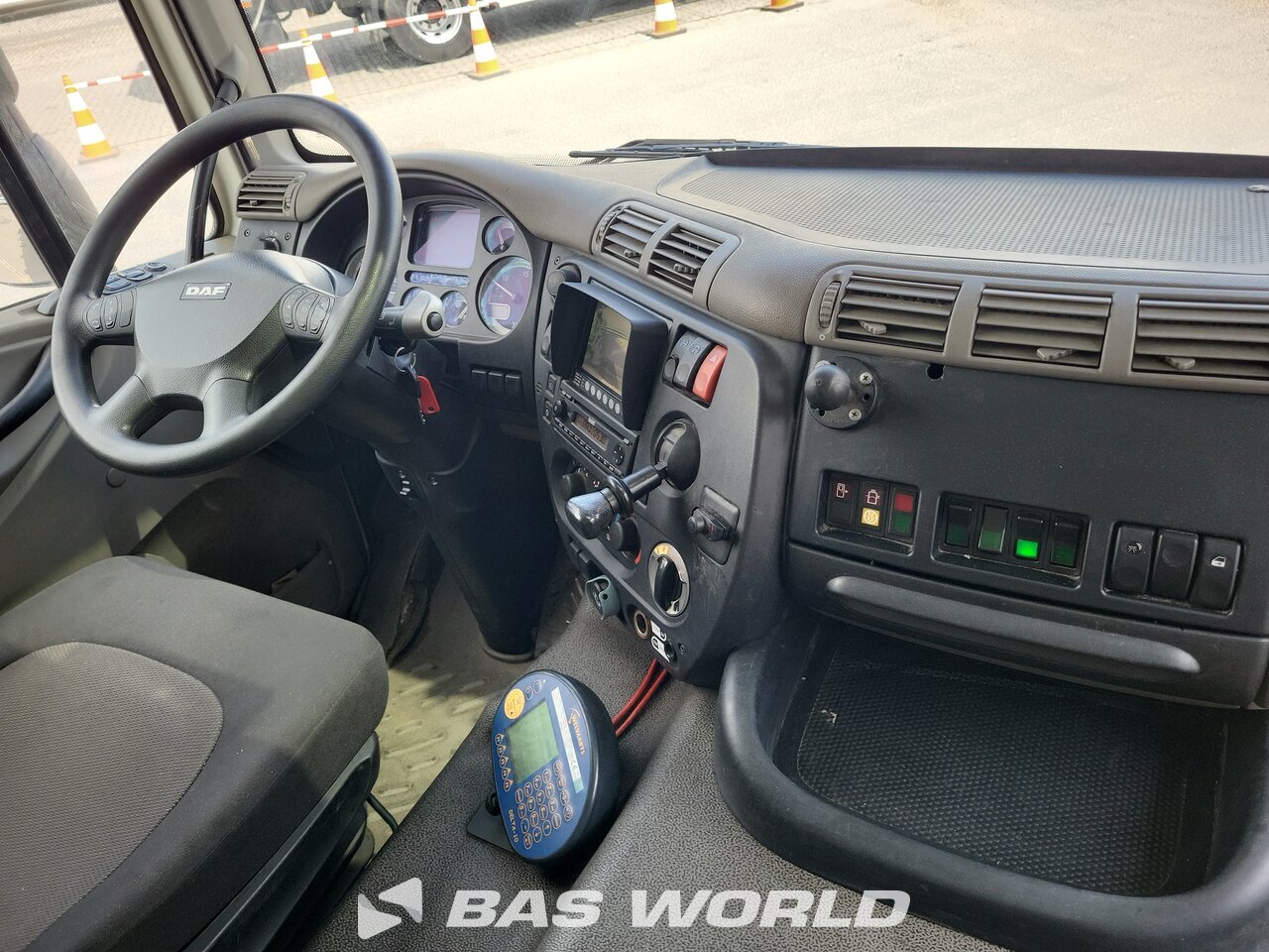 Other : DAF CF75.250 6X2 MOL Pusher 2000 CB09 Maxlift HKE Camion d'ordures