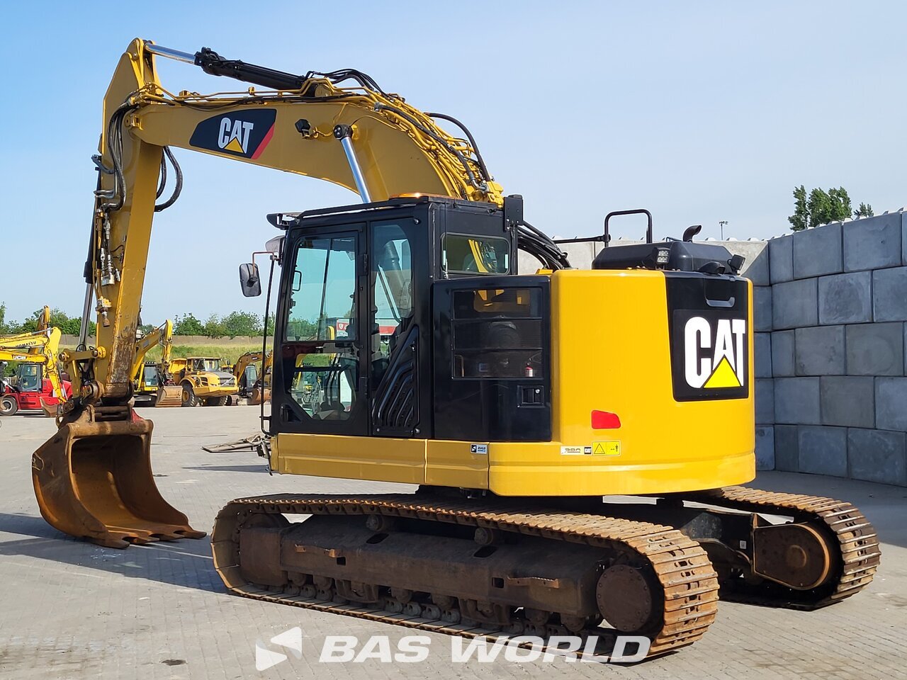 Other : Caterpillar 325 F L Pelle sur chenilles