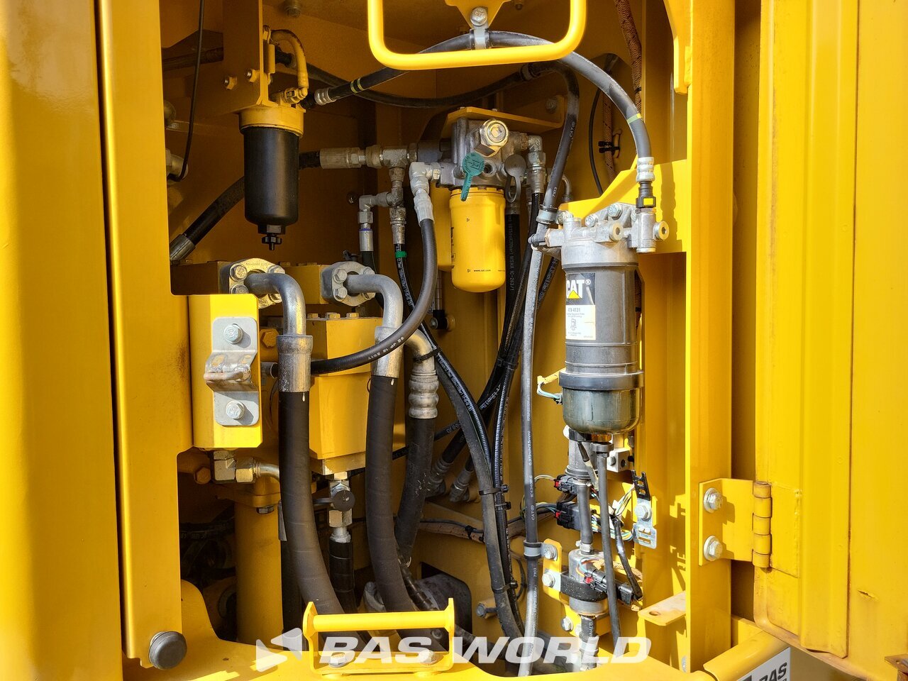 Other : Caterpillar 325 F L Pelle sur chenilles
