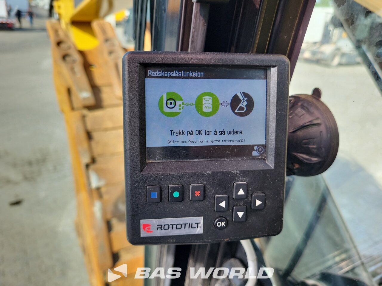 Other : Caterpillar 325 F L Pelle sur chenilles