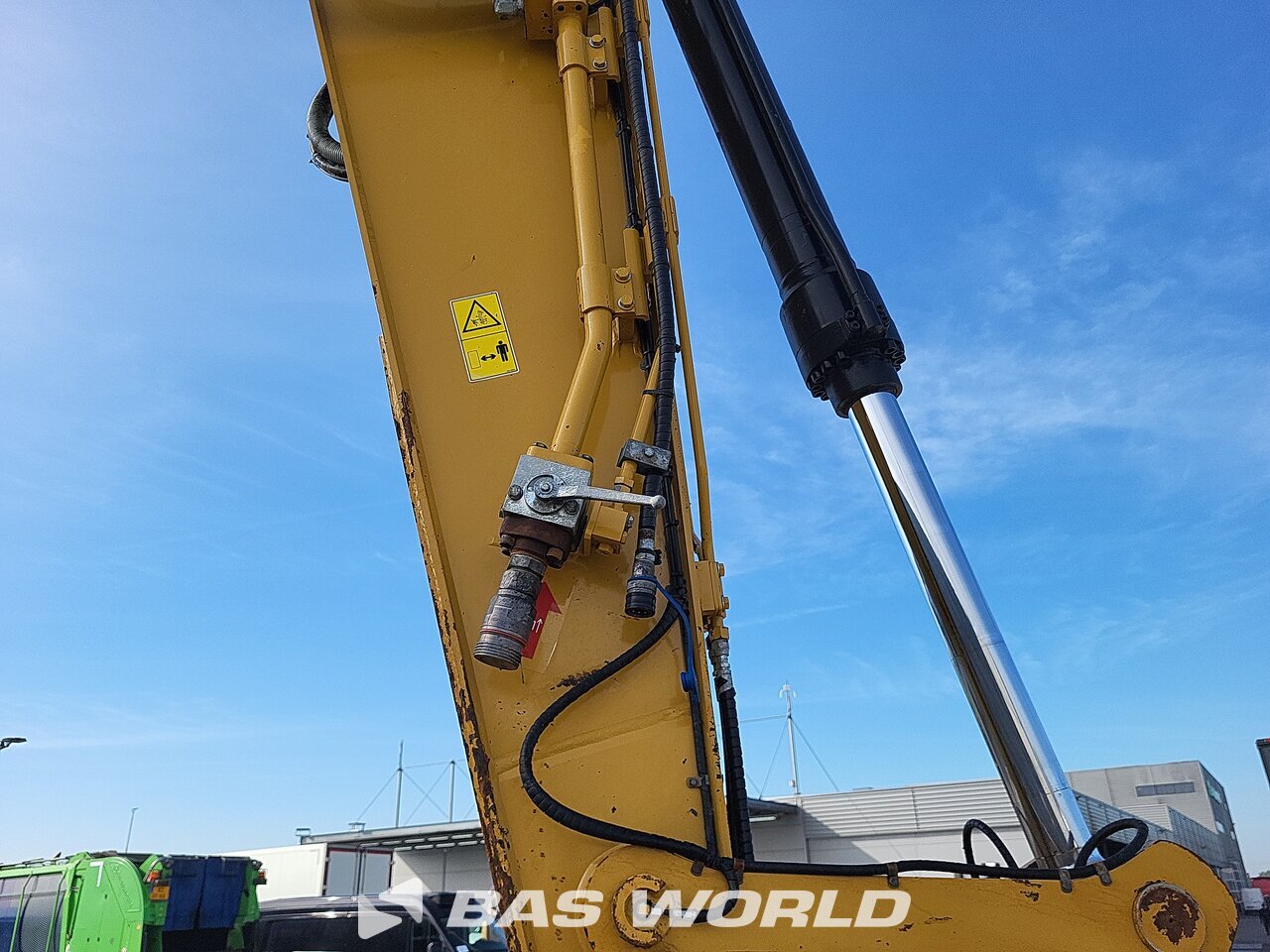 Other : Caterpillar 325 F L Pelle sur chenilles