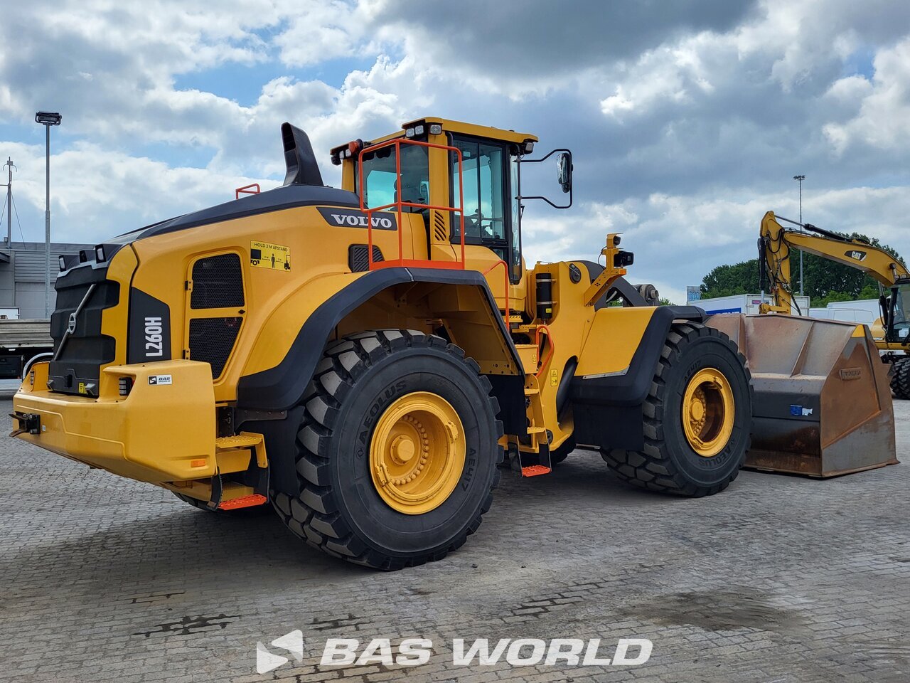 Other : Volvo L260 H Chargeuse sur pneus