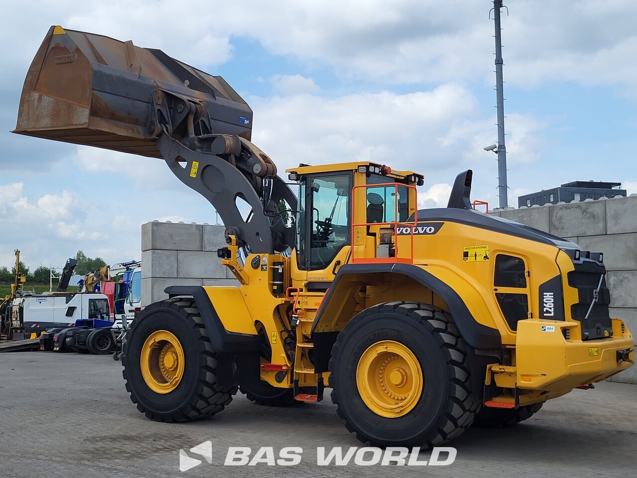 Other : Volvo L260 H Chargeuse sur pneus