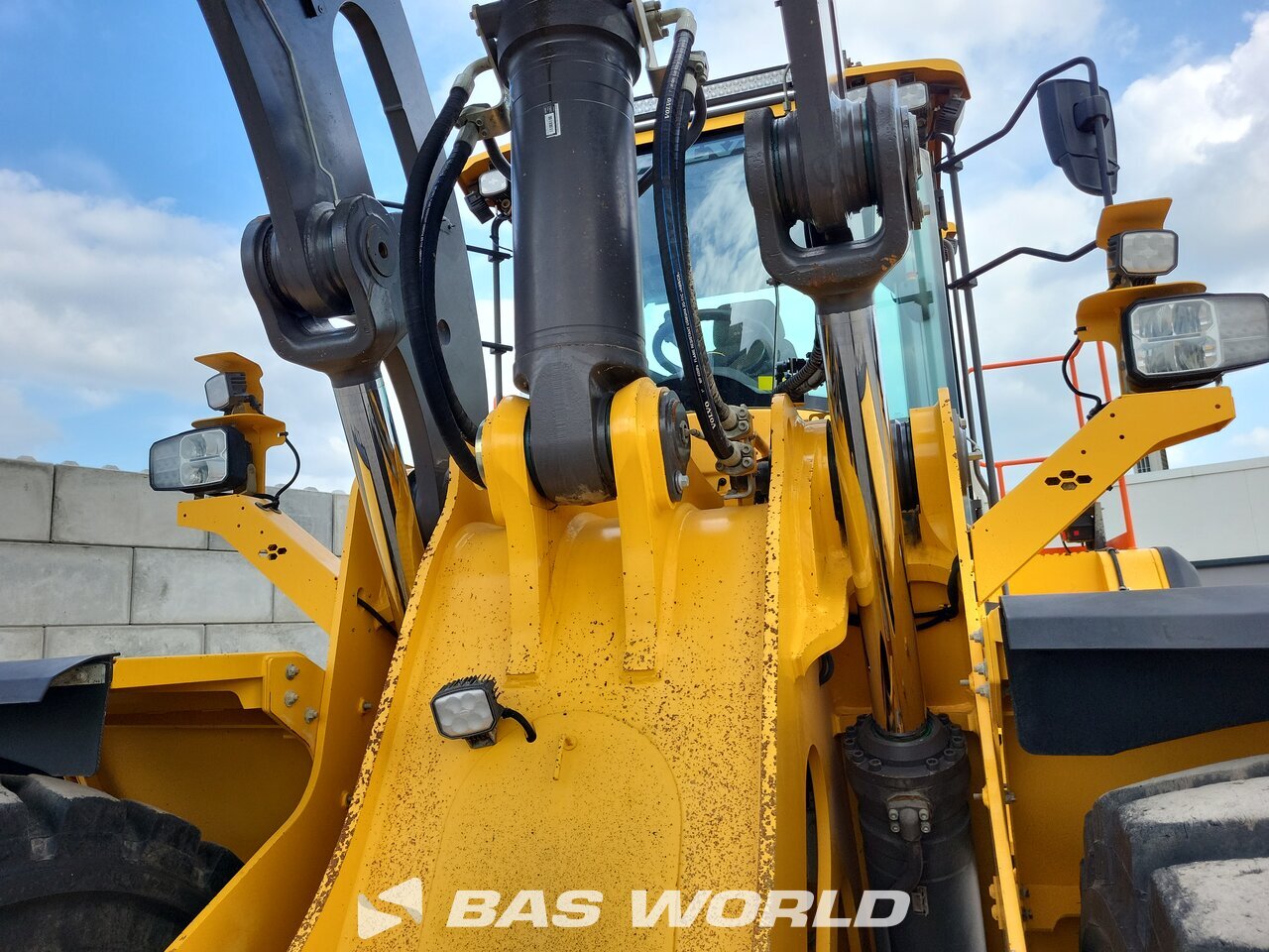 Other : Volvo L260 H Chargeuse sur pneus