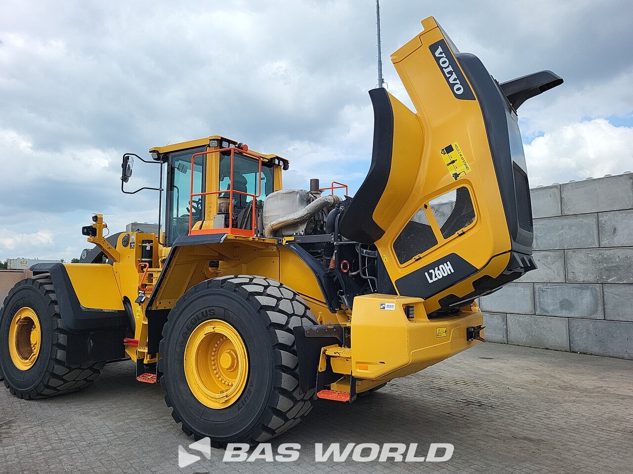Other : Volvo L260 H Chargeuse sur pneus