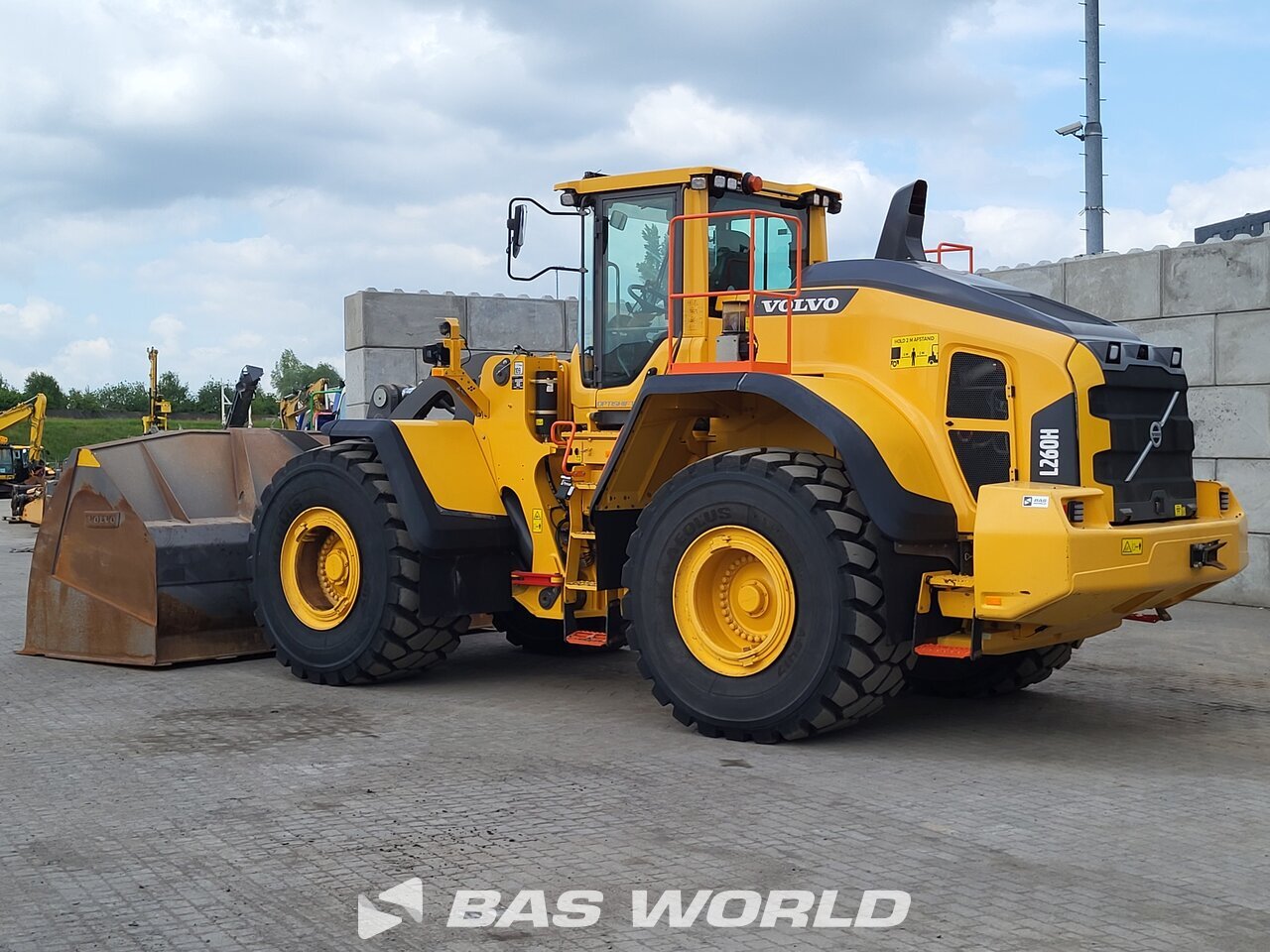 Other : Volvo L260 H Chargeuse sur pneus
