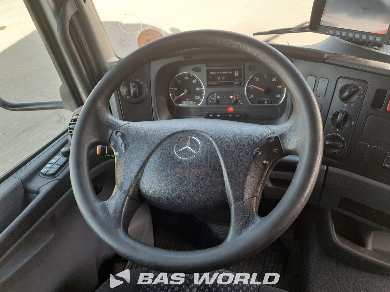 Other : Mercedes Atego 1218 4X2 Carbouw Camion frigorifique