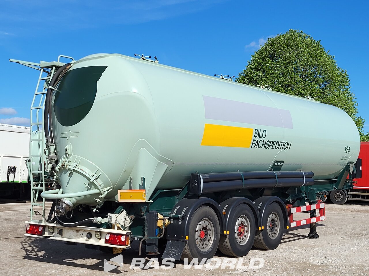 Other : Spitzer Semi-remorque silo