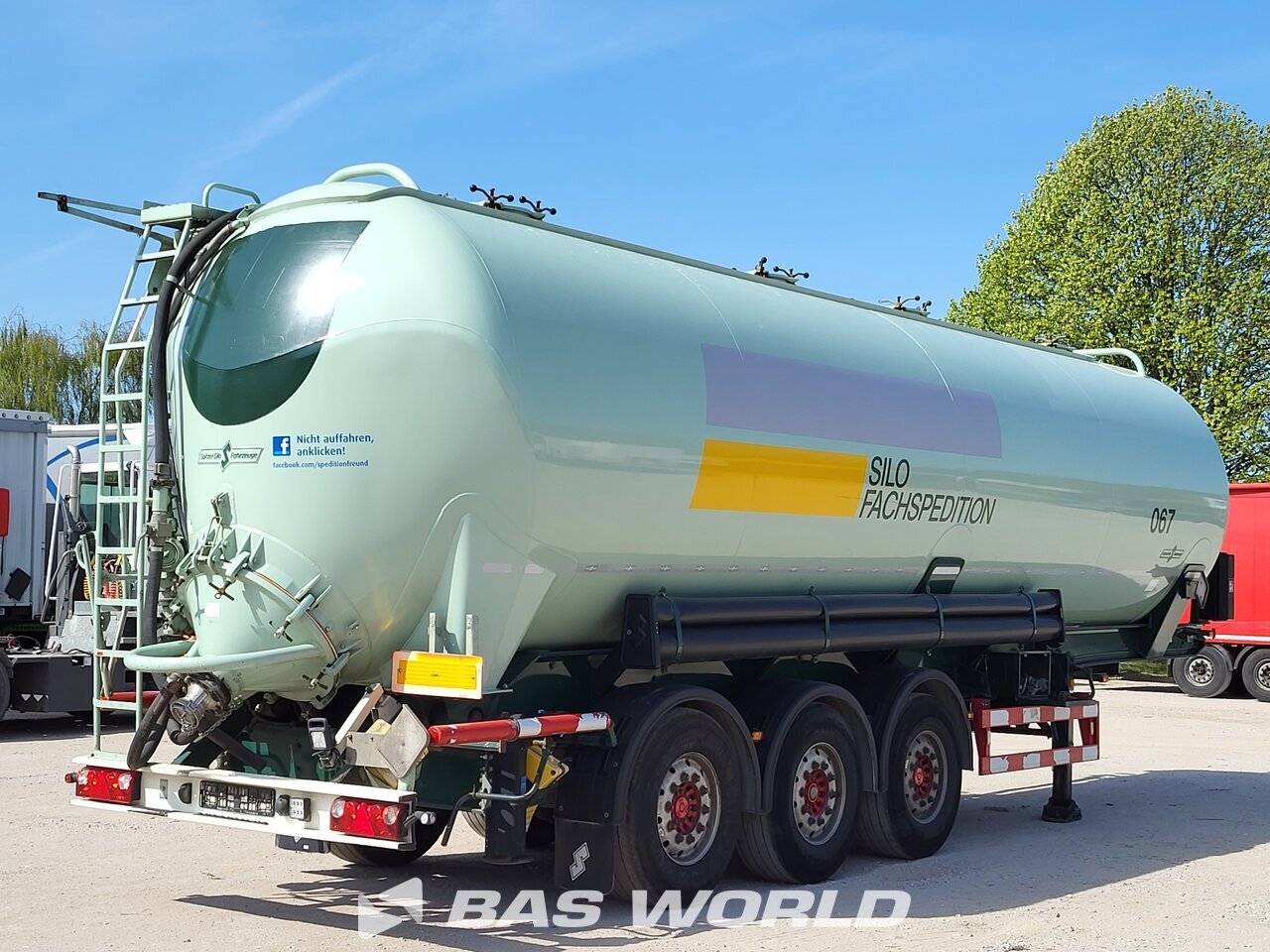 Other : Spitzer Semi-remorque silo
