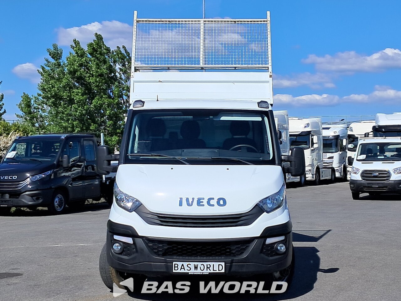 Front : Iveco Daily 35C14 Benne