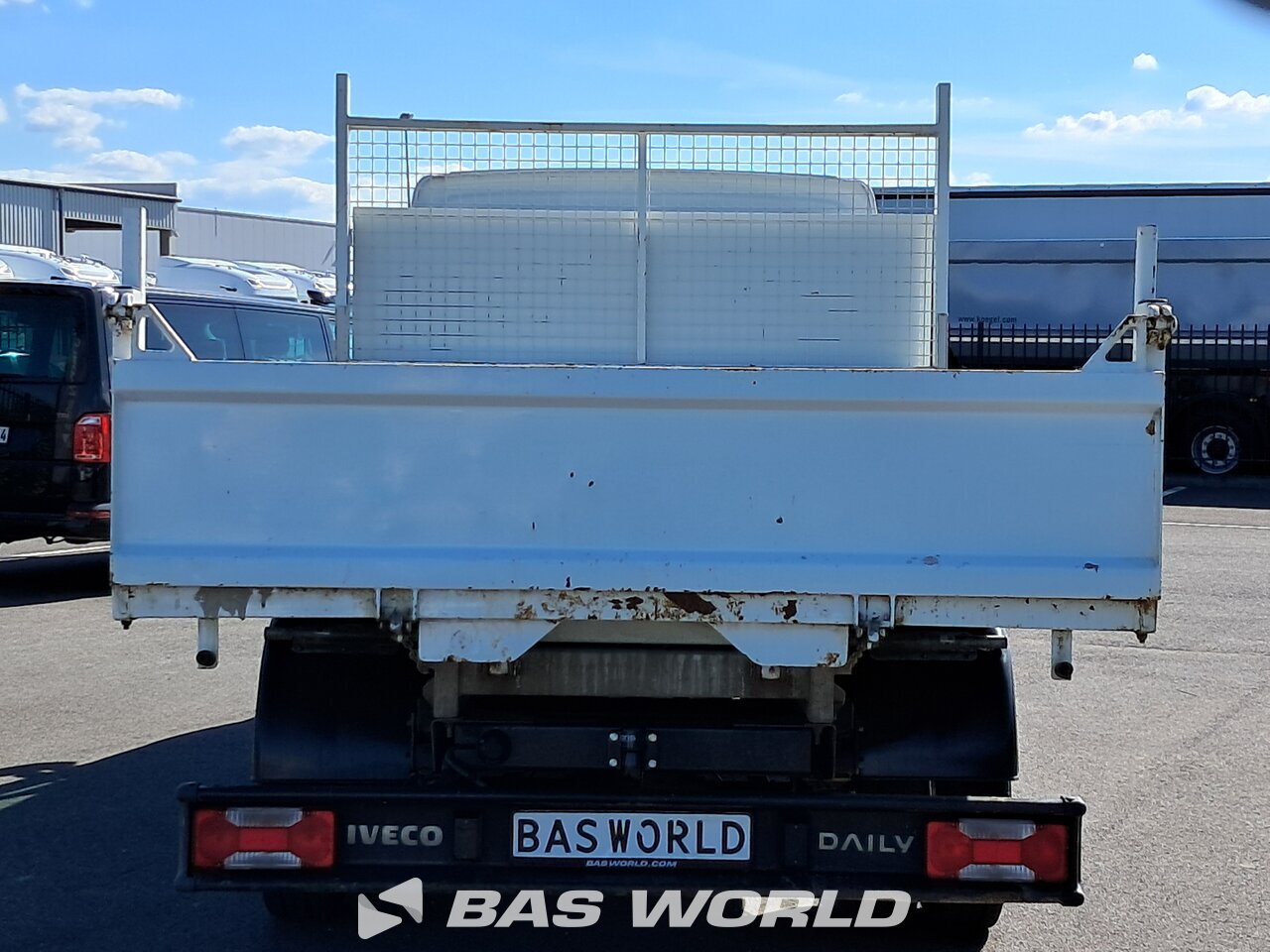 Back : Iveco Daily 35C14 Benne