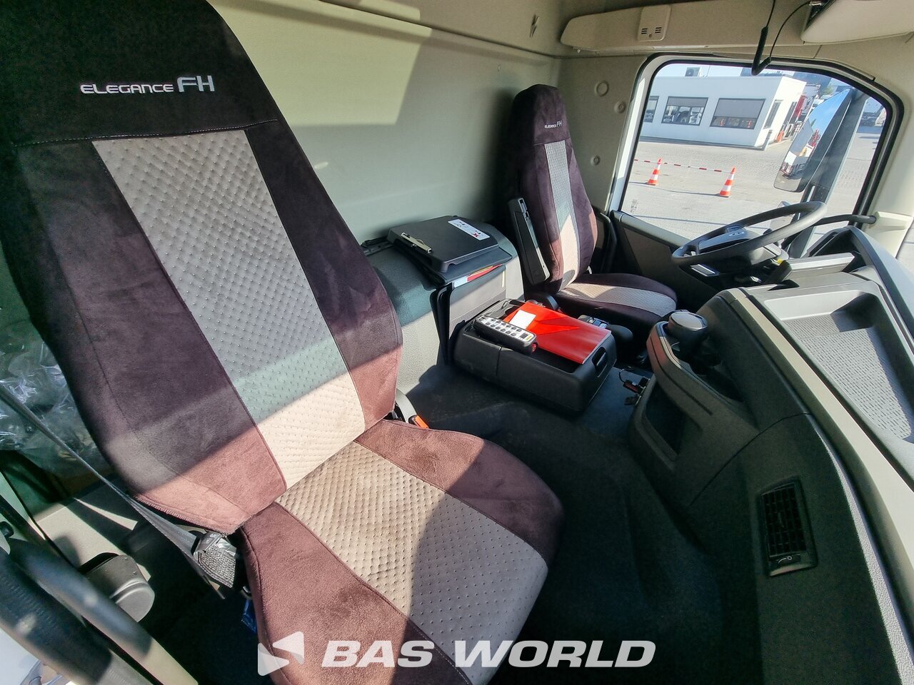 Other : Volvo FM 460 6X2 Palfinger type: PHT20SLD5 camion à bras