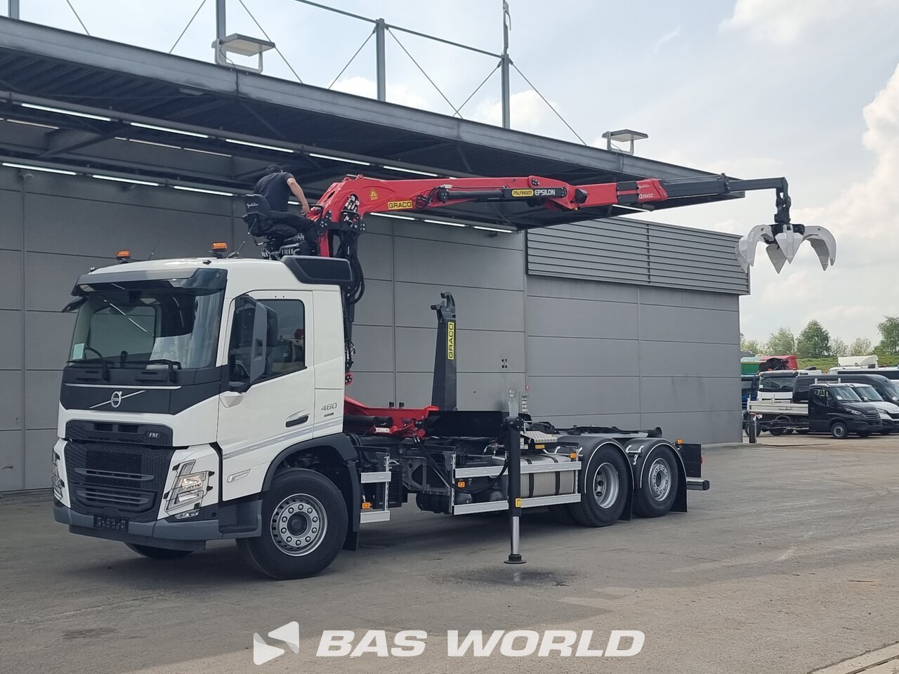 Front left : Volvo FM 460 6X2 Palfinger type: PHT20SLD5 camion à bras