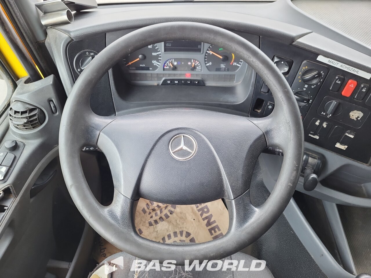 Other : Mercedes Axor 2543 6X2 Meiller Type: RK 20.70 camion à bras