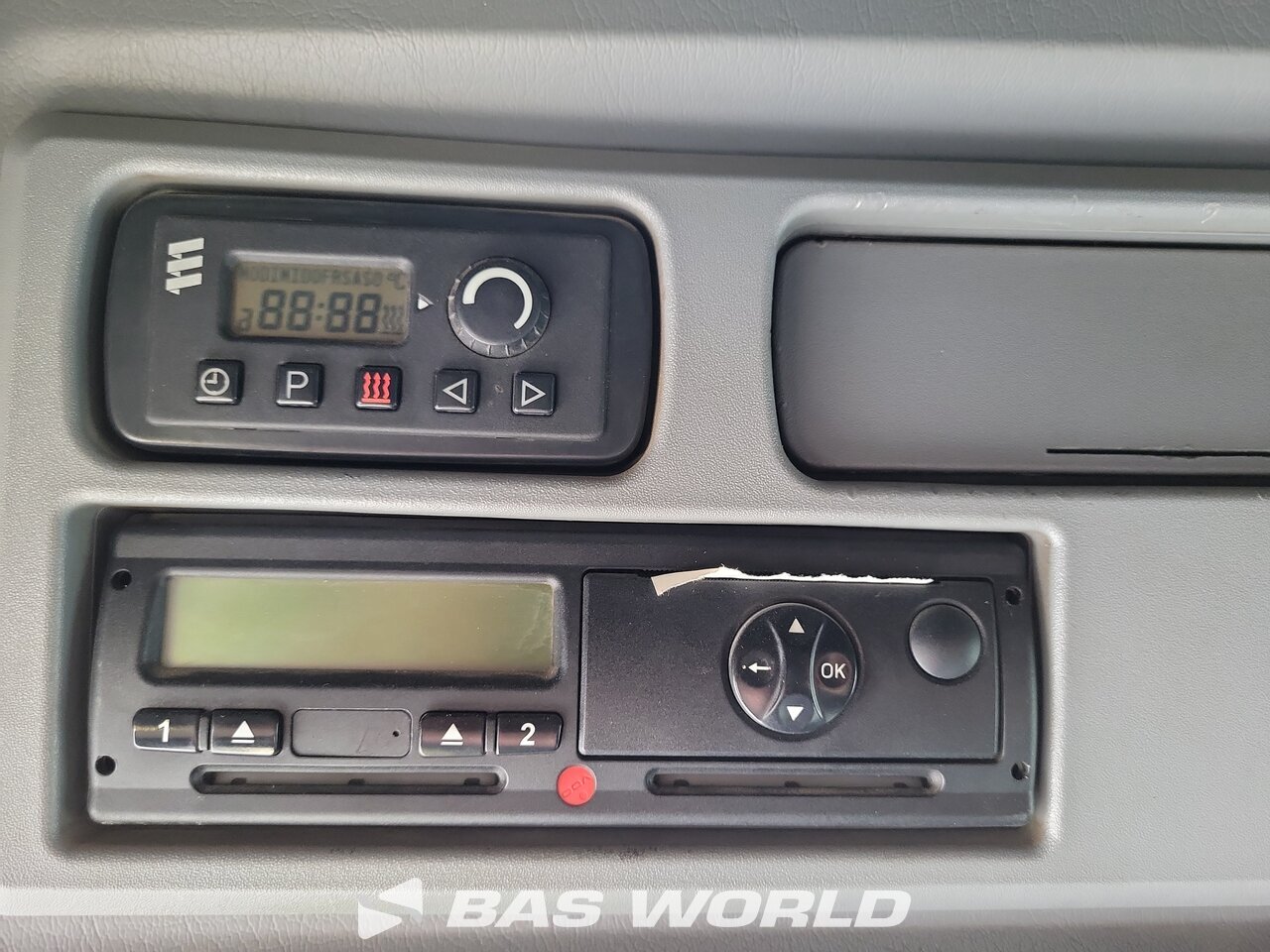 Other : Mercedes Axor 2543 6X2 Meiller Type: RK 20.70 camion à bras