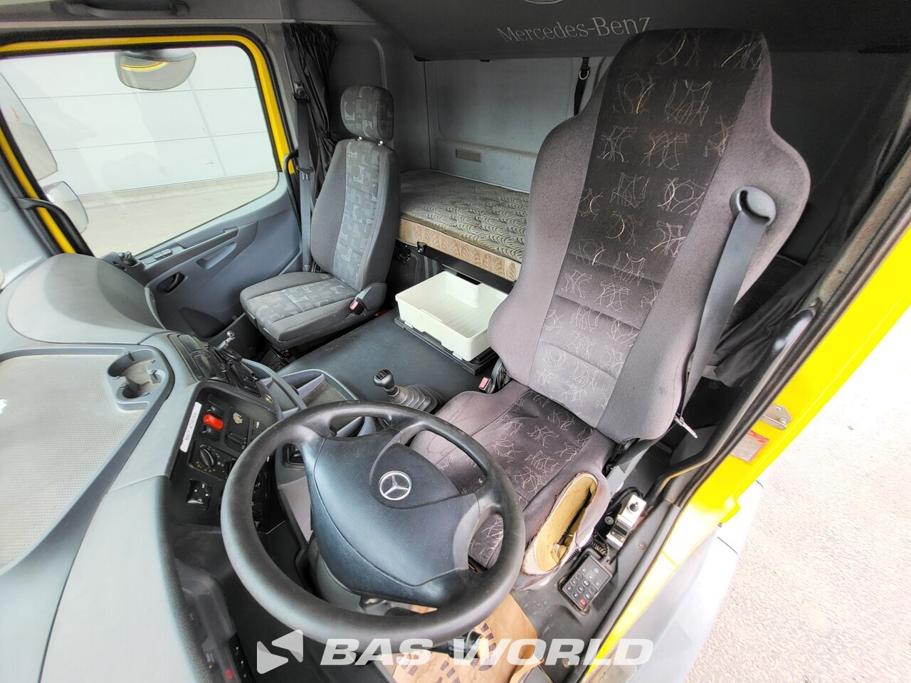 Other : Mercedes Axor 2543 6X2 Meiller Type: RK 20.70 camion à bras